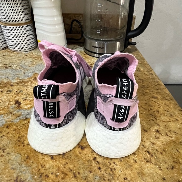 Adidas NMD size 7 - Picture 4 of 9